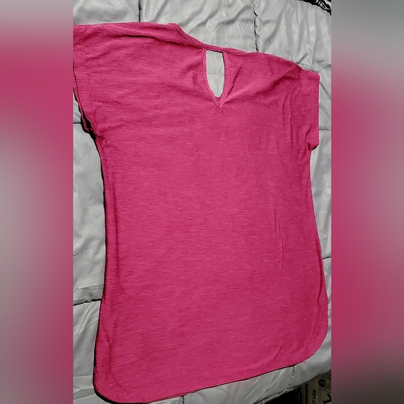Tuff Athletics Women's Top - Picture 1 of 7